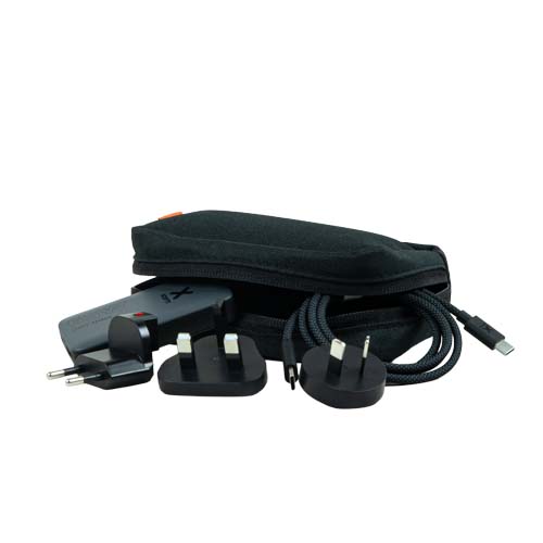 Chargeur de voyage rapide 65 W avec câble et étui de voyage Xtorm – Image 7