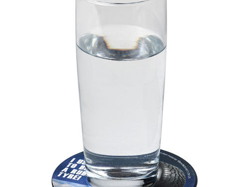 Sous-verre rond Brite-Mat® en pneu